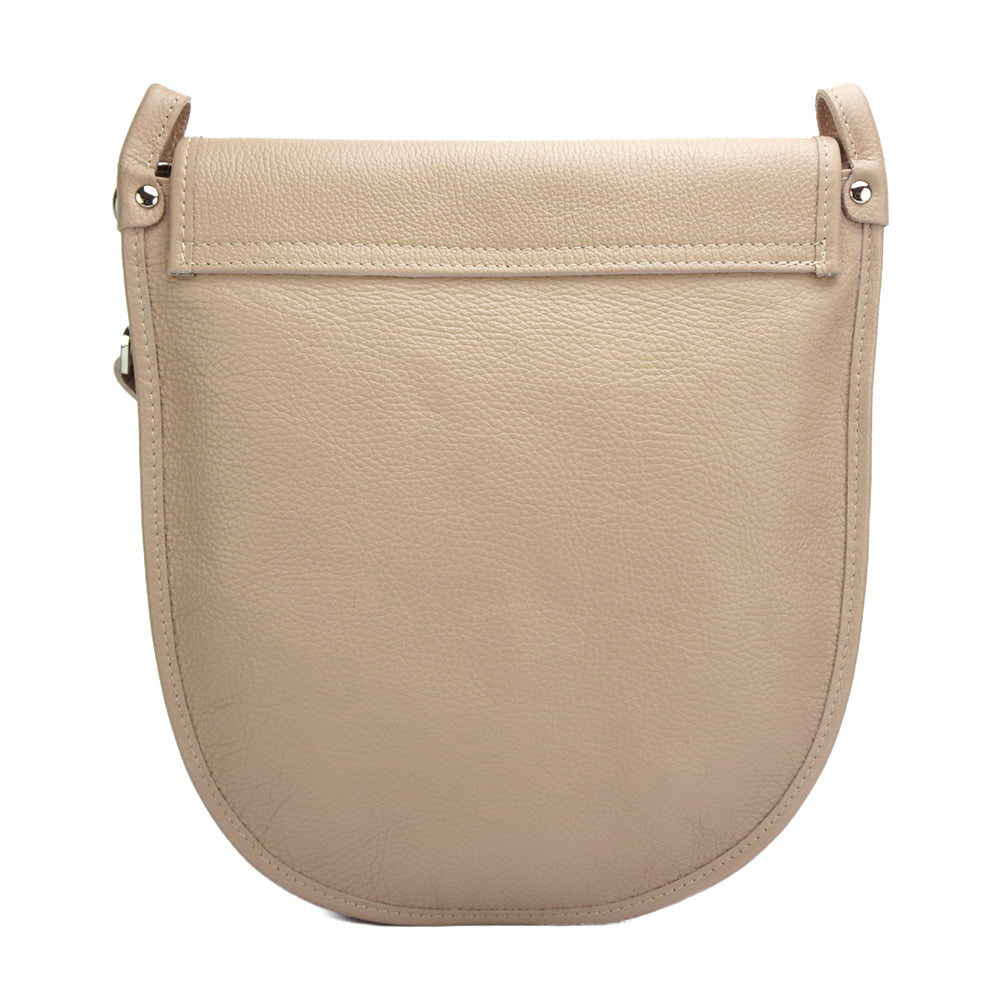 Elisa Italian Calfskin Leather Shoulder Bag – Elegant Tassel Detail & Versatile Strap