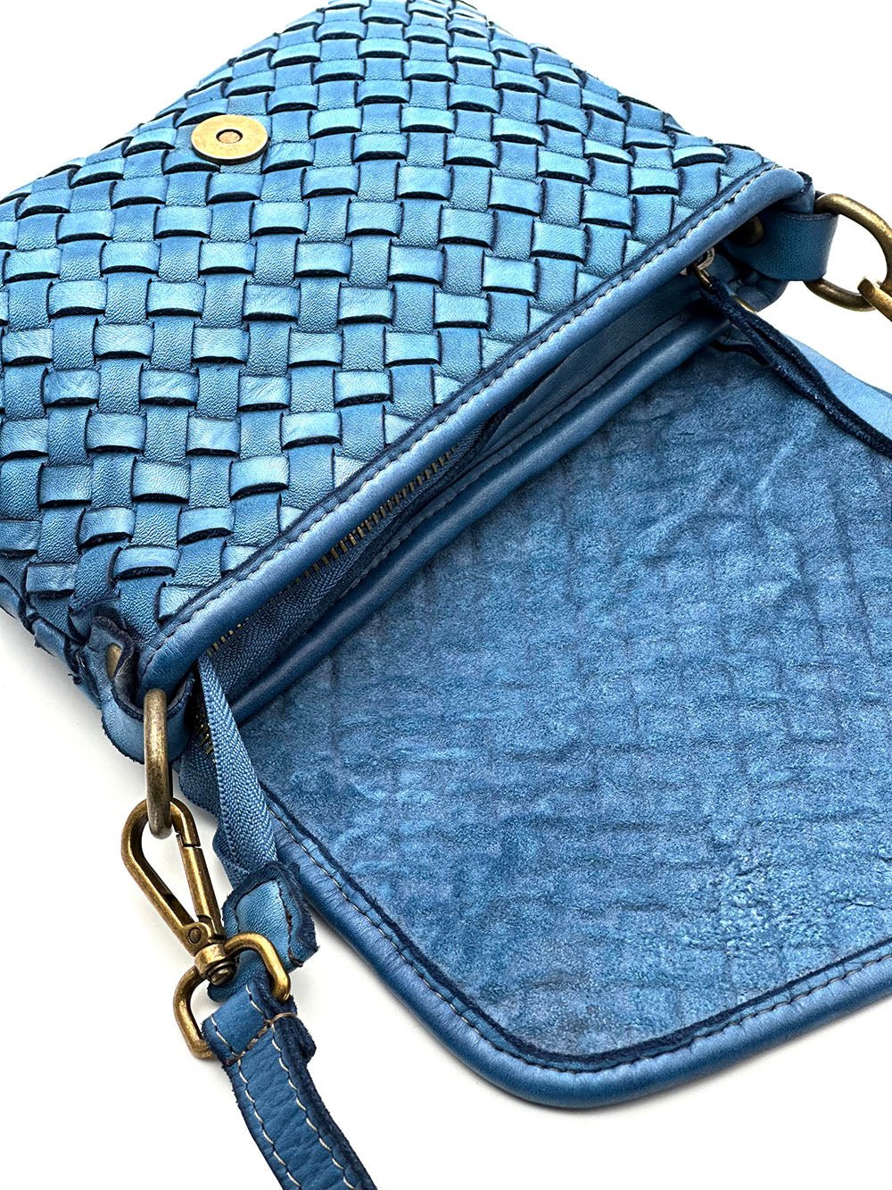 Bellavia Woven Cow Leather Crossbody Bag - Leather Italiano