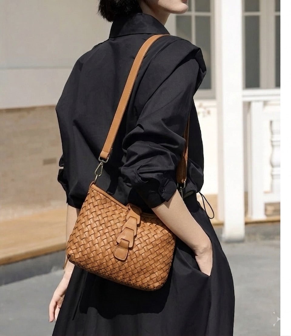 Brinella Woven Washed Cow Leather Crossbody Bag - Leather Italiano