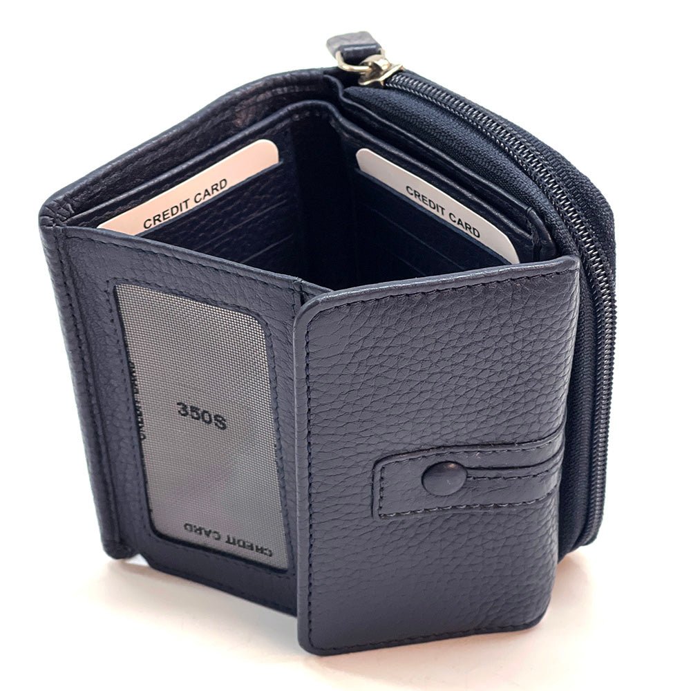 Federica Leather Wallet – Compact Italian Elegance - Leather Italiano