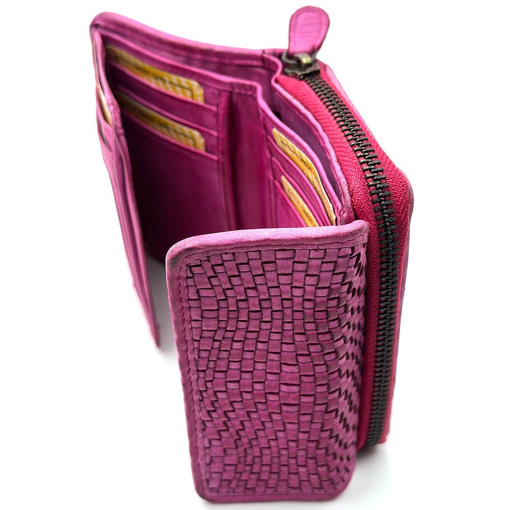 Selenia Washed Cow Leather Woven Wallet - Leather Italiano