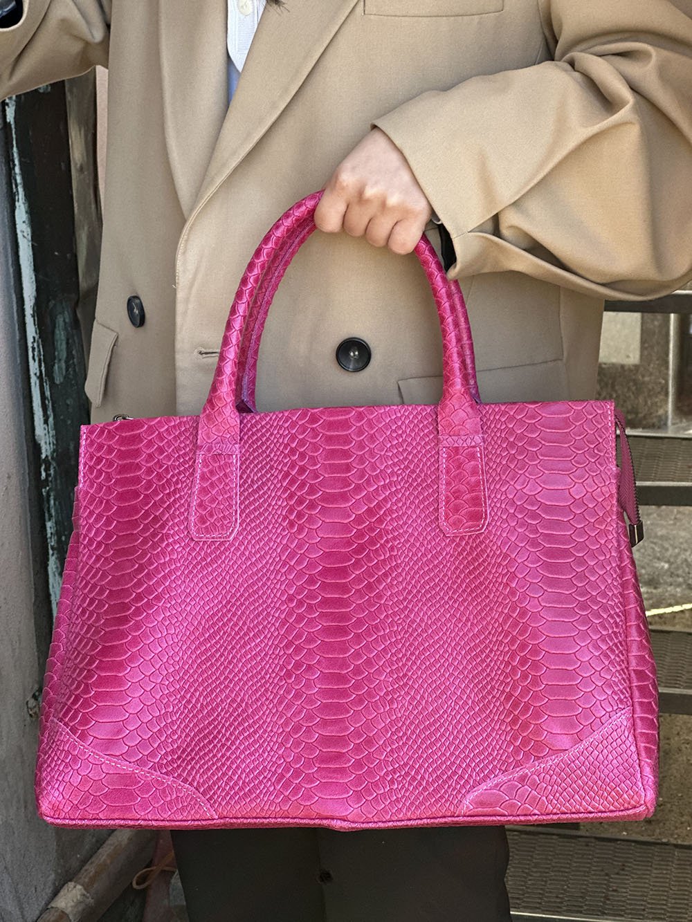 Serpentina Genuine Leather Tote Bag with Python Print - Leather Italiano
