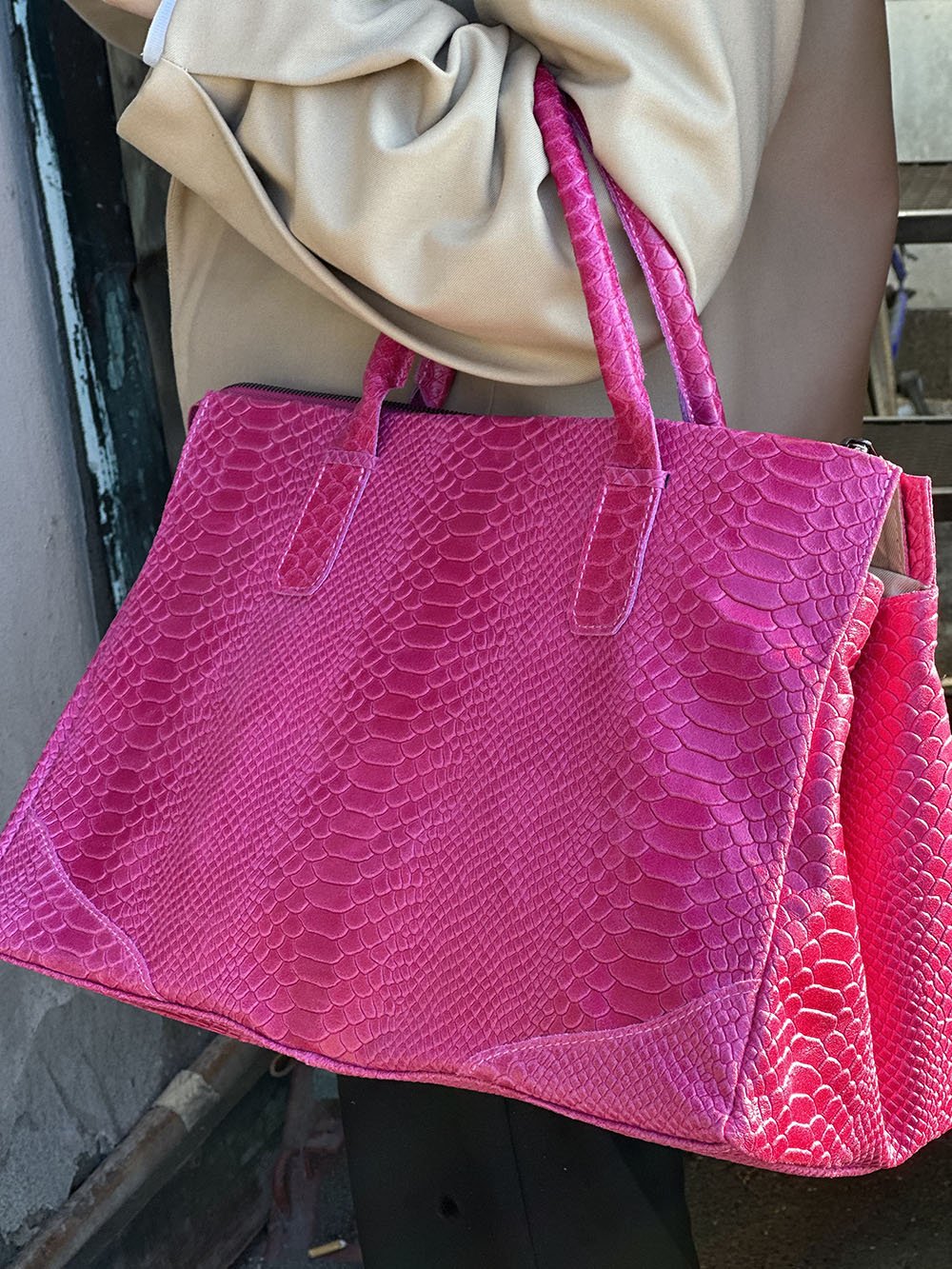 Serpentina Genuine Leather Tote Bag with Python Print - Leather Italiano